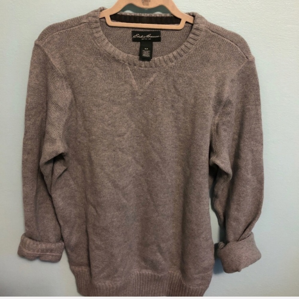 Eddie Bauer signature crew neck sweater!